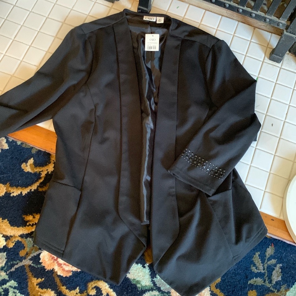 Cato open front blazer with black studded cuffs. NWT.‎ Retail 56